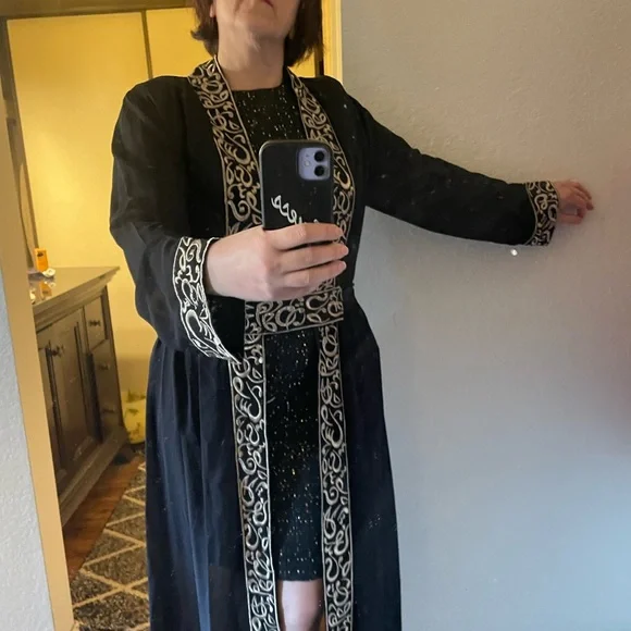 Arabic calligraphy abaya size large - Picture 2 of 5